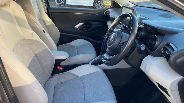 Toyota Yaris 1.5 Hybrid Excel 5dr CVT Hybrid Hatchback